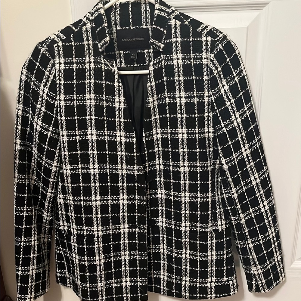 Banana Republic Black and White Plaid Blazer
